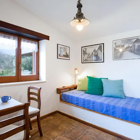 1 Bedroom Cozy In *