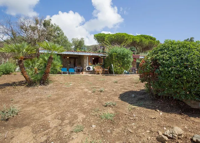 1 Bedroom Cozy In בית נופש Joppolo